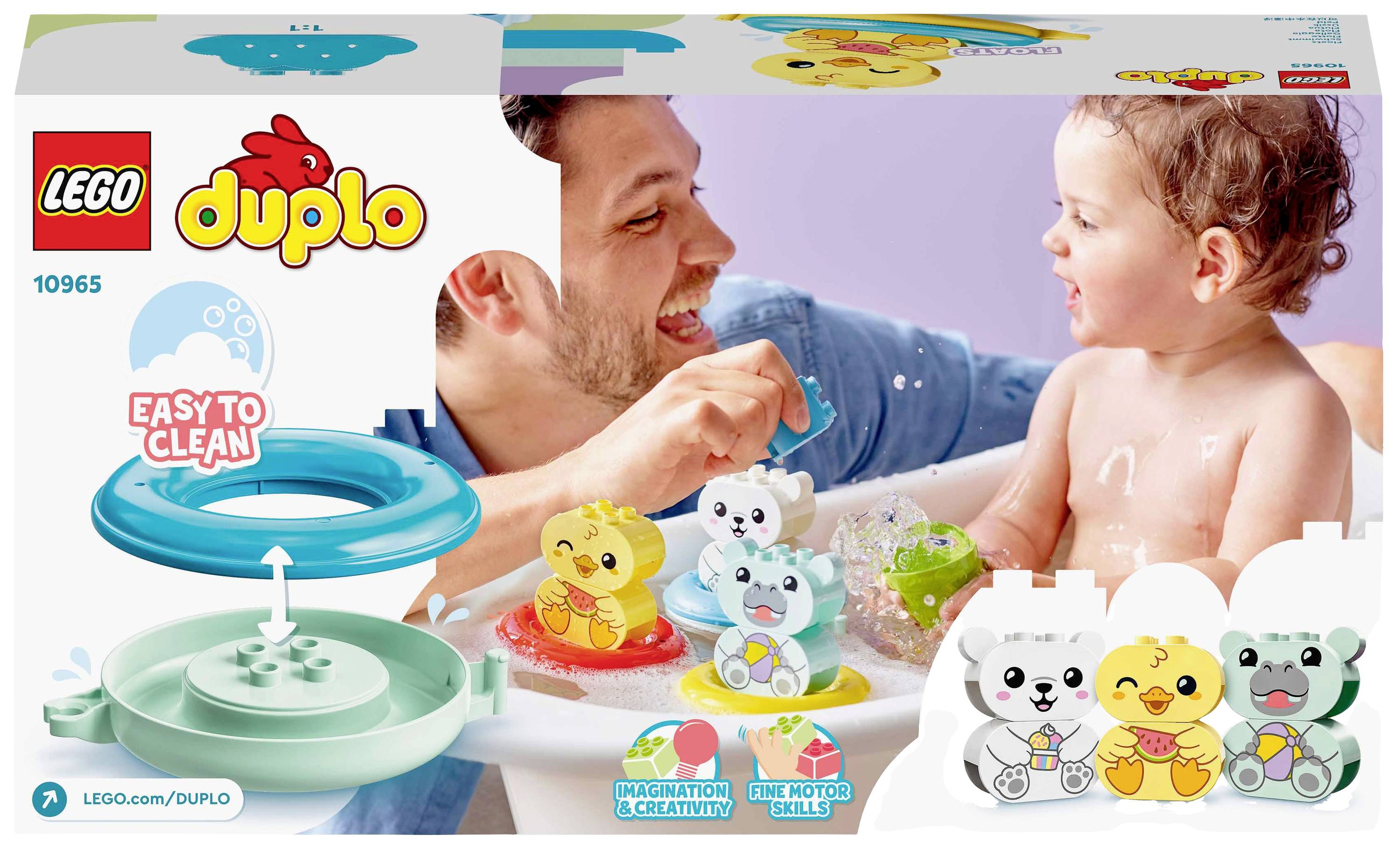 Vater badet Kind mit LEGO DUPLO Wasserspielzeug. Enthält schwimmende Tiere: Ente, Eisbär, Nilpferd. Fördert Feinmotorik und Kreativität.