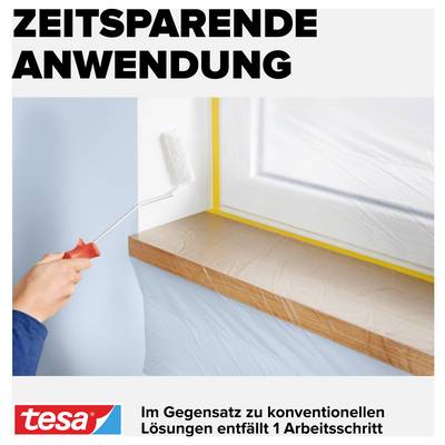 Person streicht Fensterrahmen mit Farbroller. Die Abbildung zeigt 'Zeitsparende Anwendung' durch tesa-Produkte, ein Arbeitsschritt entfällt.