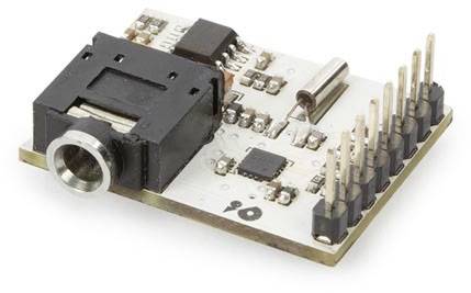 Elektronisches Modul mit mehreren Anschlüssen und Bauteilen auf einer Leiterplatte, verwendet für elektronische Schaltungen oder Projekte.