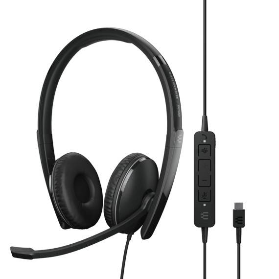 Schwarzes kabelgebundenes Headset mit Mikrofon und Steuerungseinheit am Kabel, geeignet für Büro- oder Heim-Gebrauch.