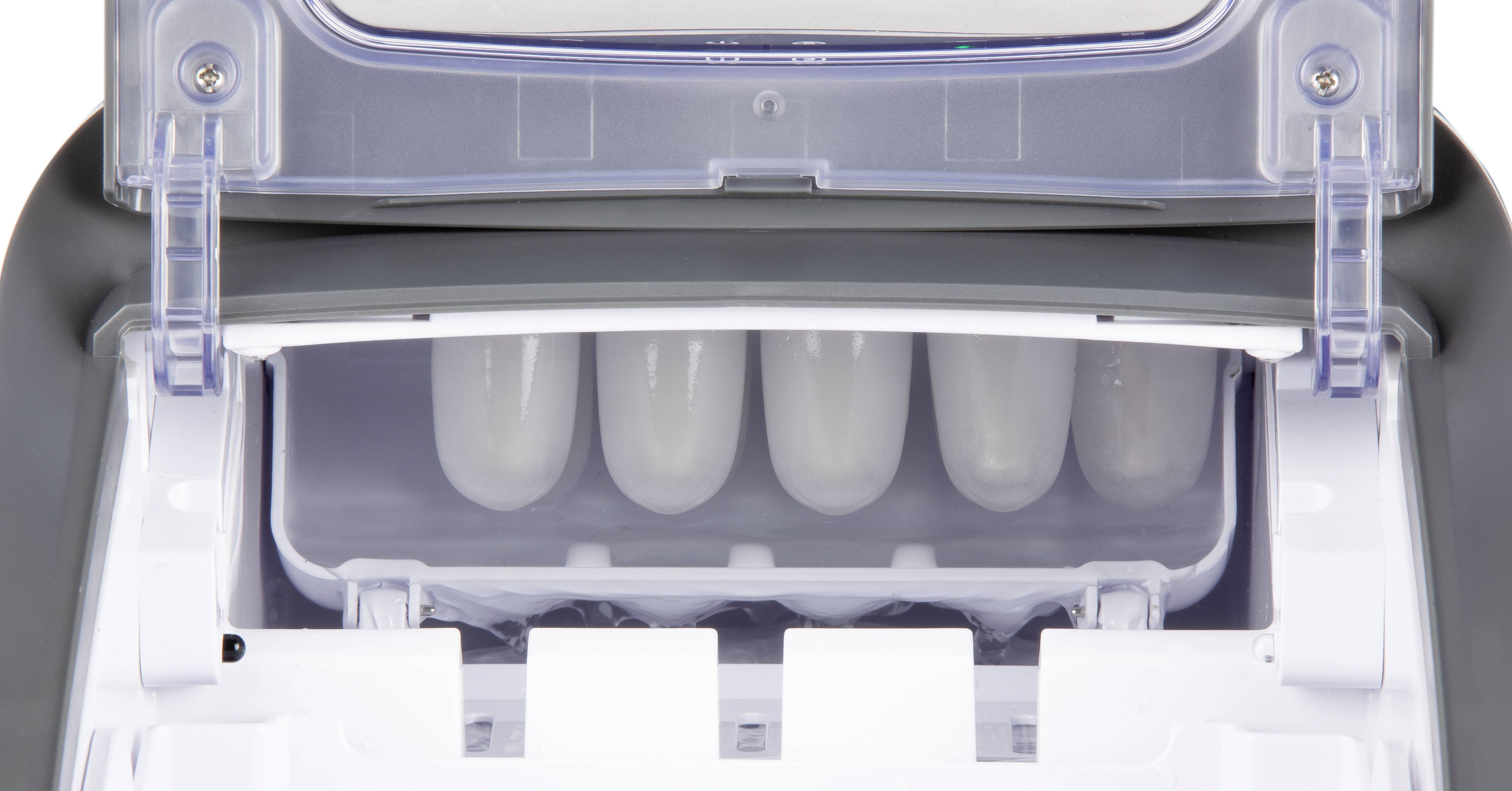 Eismaschine mit geöffneter Klappe zeigt Eiswürfel.