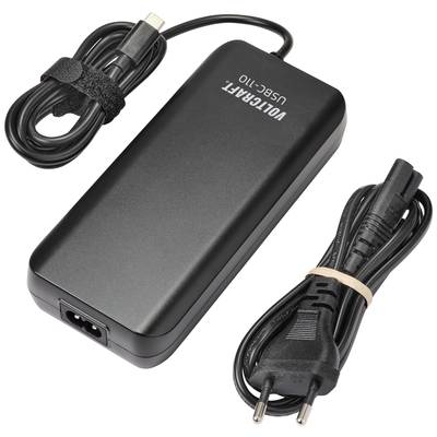 Ein schwarzes Netzteil mit abnehmbarem Netzkabel und USB-C-Anschluss, gekennzeichnet mit 'VOLTRAFT USB-C 110'.