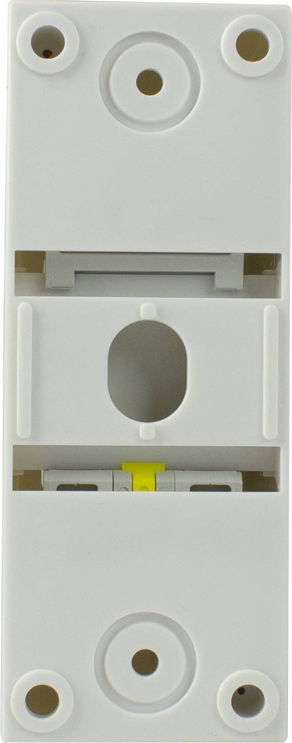 Weiße elektrische Steckdosenabdeckung mit mehreren Schraublöchern zur Wandbefestigung.