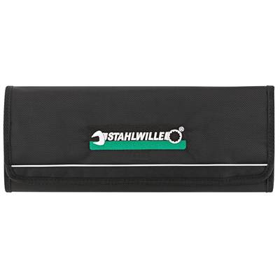 Eine schwarze Werkzeugtasche mit dem Logo 'STAHLWILLE' in Weiß und Grün, auf der Vorderseite.