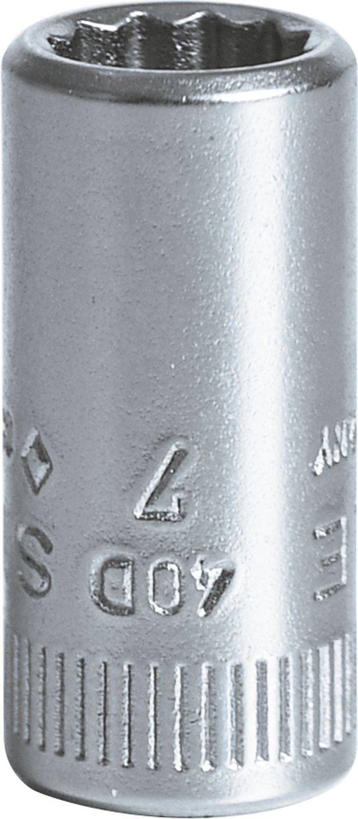 Metall-Steckschlüssel mit Profil, für Schrauben und Muttern geeignet, zeigt '400 S' und '17' auf der Seite.