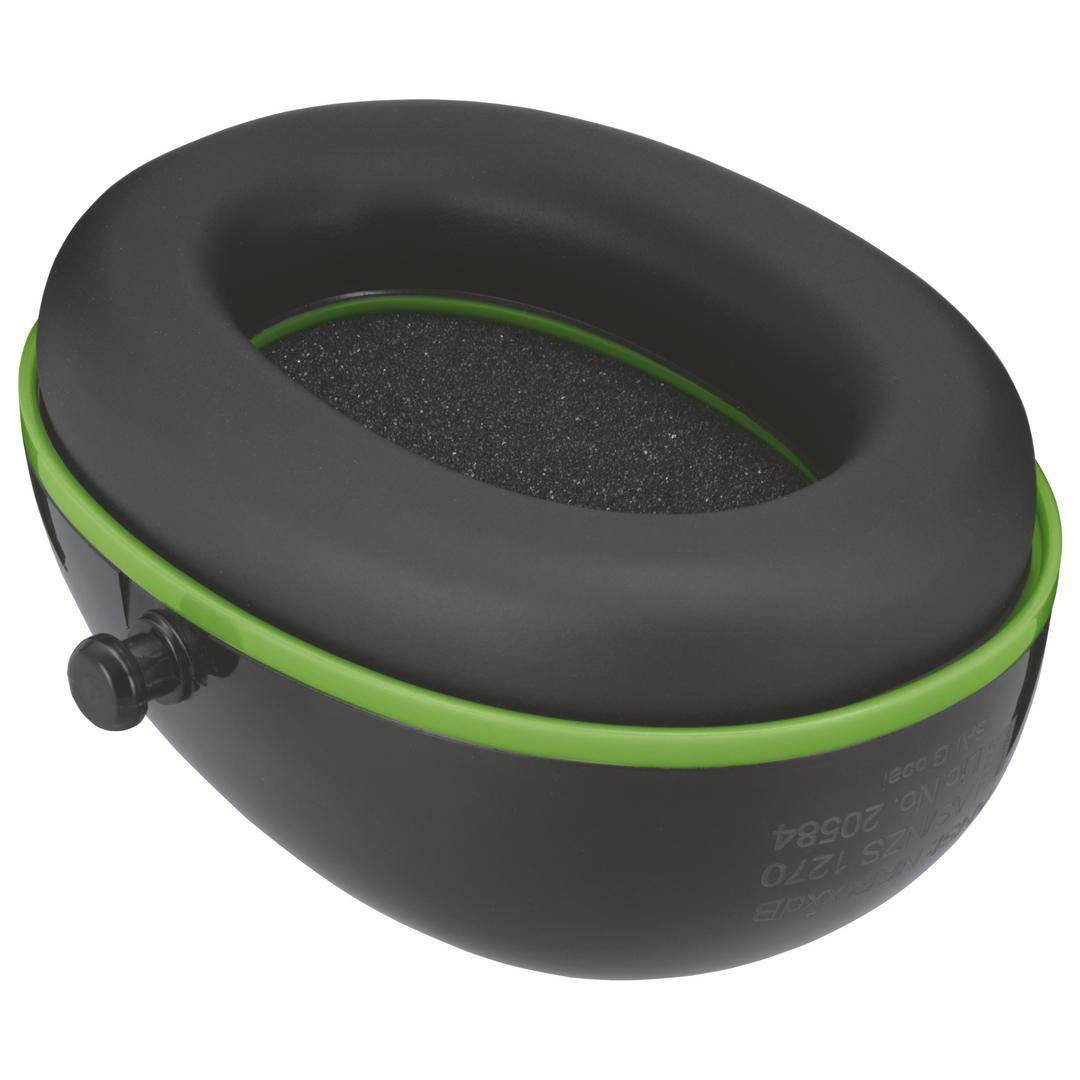 Schwarzer ovaler Filter mit grünem Rand. Wichtiger Bestandteil eines Staubsaugers zur Reinigung und Staubaufnahme.