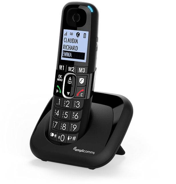 Schnurloses Telefon im Ladegerät mit großem Display. Zeigt die Namen 'Claudia', 'Richard' und 'Emma' an. Große Tasten sind sichtbar.