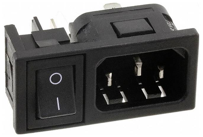 Eine schwarze rechteckige Steckdose mit Metallstiften, beschriftet mit „NUR 250V SICHERUNG VERWENDEN", entwickelt für elektrische Verbindungen.