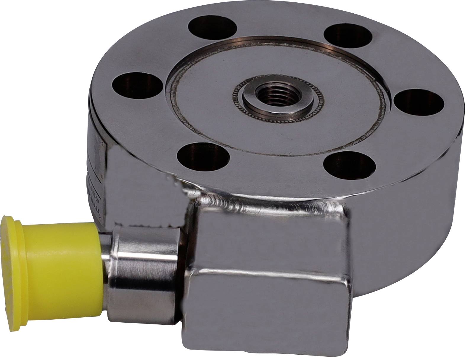 Eine metallische hydraulische Komponente mit kreisförmigem Design, die mehrere Löcher und einen zentralen Gewindeabschnitt aufweist, angeschlossen an einen Anschluss mit gelbem Deckel.
