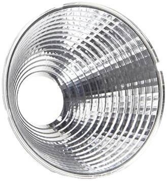 Eine silberne, runde Lampe, deren Innenseite in Rillen gestaltet ist, sorgt für eine gleichmäßige Ausleuchtung in einem Raum.