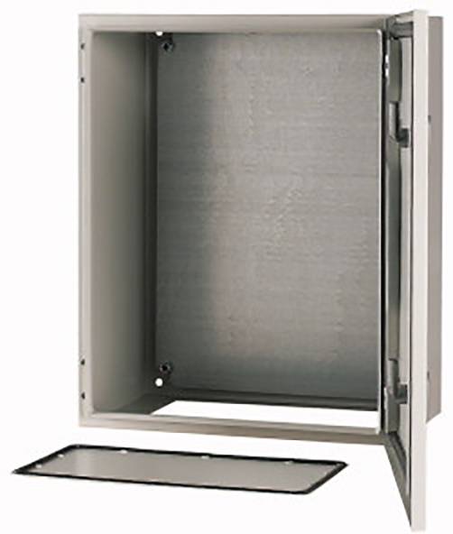 Metallener Schaltkasten mit geöffneter Tür und abgenommener Frontplatte; geeignet für die sichere Unterbringung elektrischer Komponenten.
