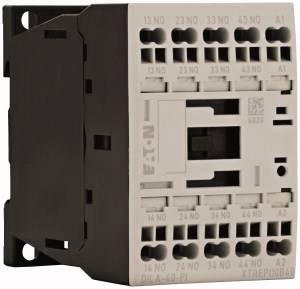 Schütz von Eaton, Modellnummer XTREPI008A, zeigt verschiedene elektrische Anschlüsse und Kontaktpunkte für Industriezwecke.