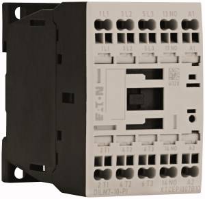 Schützmodul mit mehreren Kontakten, Beschriftung 'Eaton' und Modellnummern. Verwendet für elektrische Steuerungen und Schaltungen.