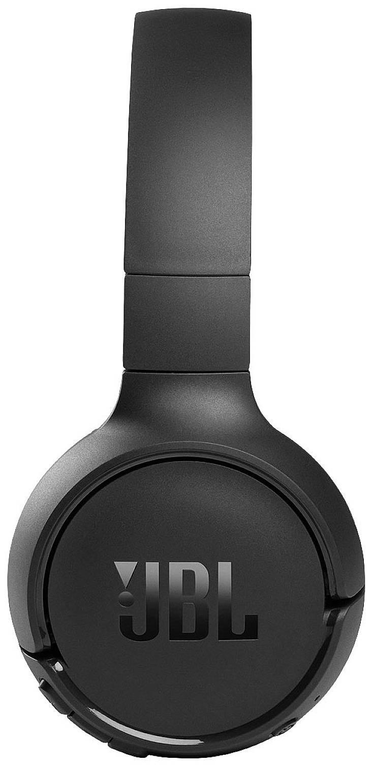 Schwarzer Over-Ear-Kopfhörer mit dem Logo 'JBL' auf der Ohrmuschel, zeigt modernes Design und geschlossene Bauweise.