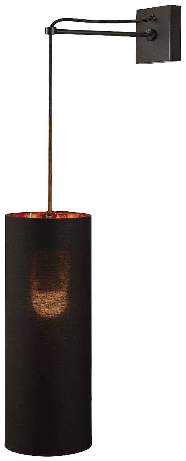 Pendelleuchte mit schwarzem Zylinderschirm, montiert an einer Wandhalterung mit ausziehbarem Arm, modernes Design.