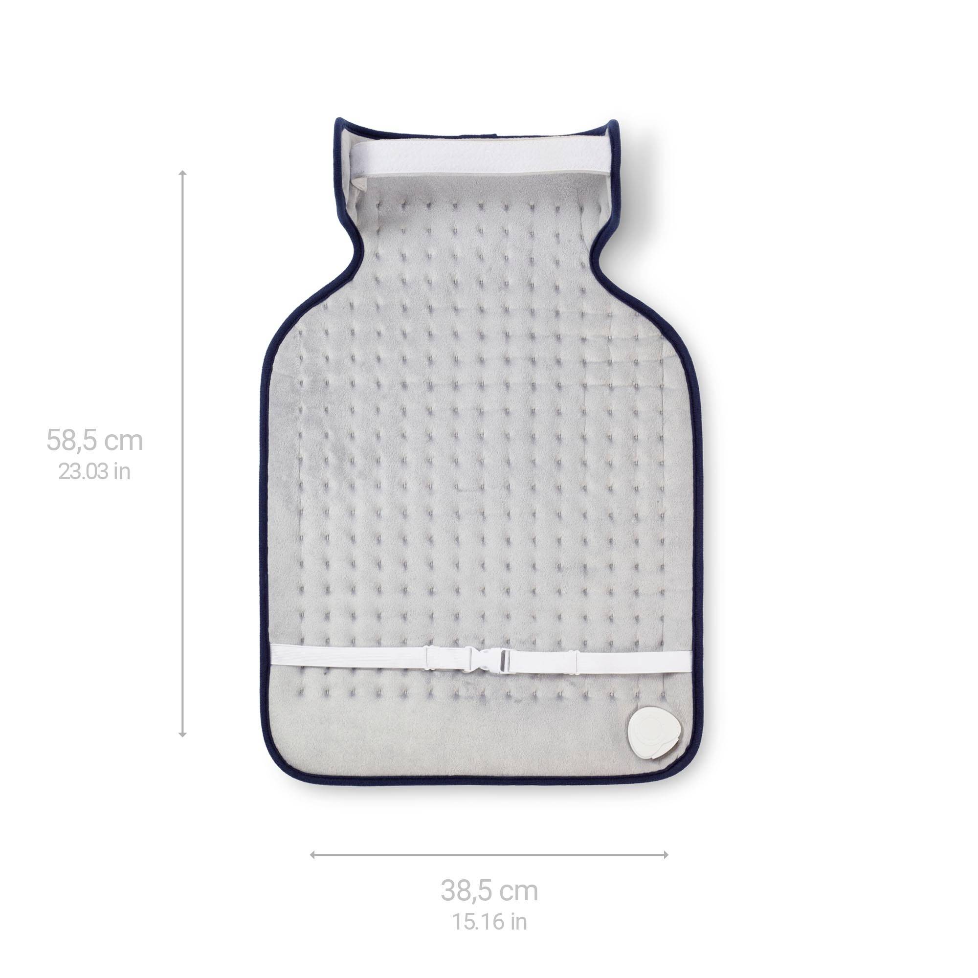 Ein rechteckiges Heizkissen, 58,5 cm hoch und 38,5 cm breit, mit Punktmuster, Gurt und Steckdose unten rechts.