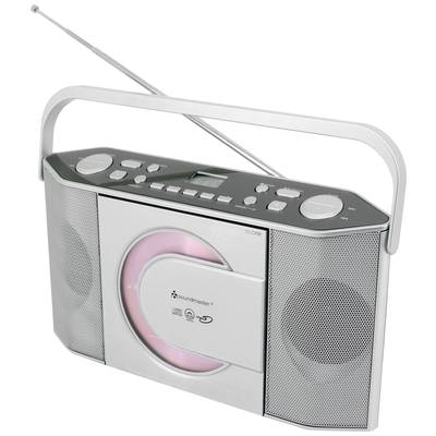Ein silbernes tragbares Radio mit ausziehbarer Antenne und CD-Player. Bedienknöpfe und Lautsprecher sind vorne sichtbar.