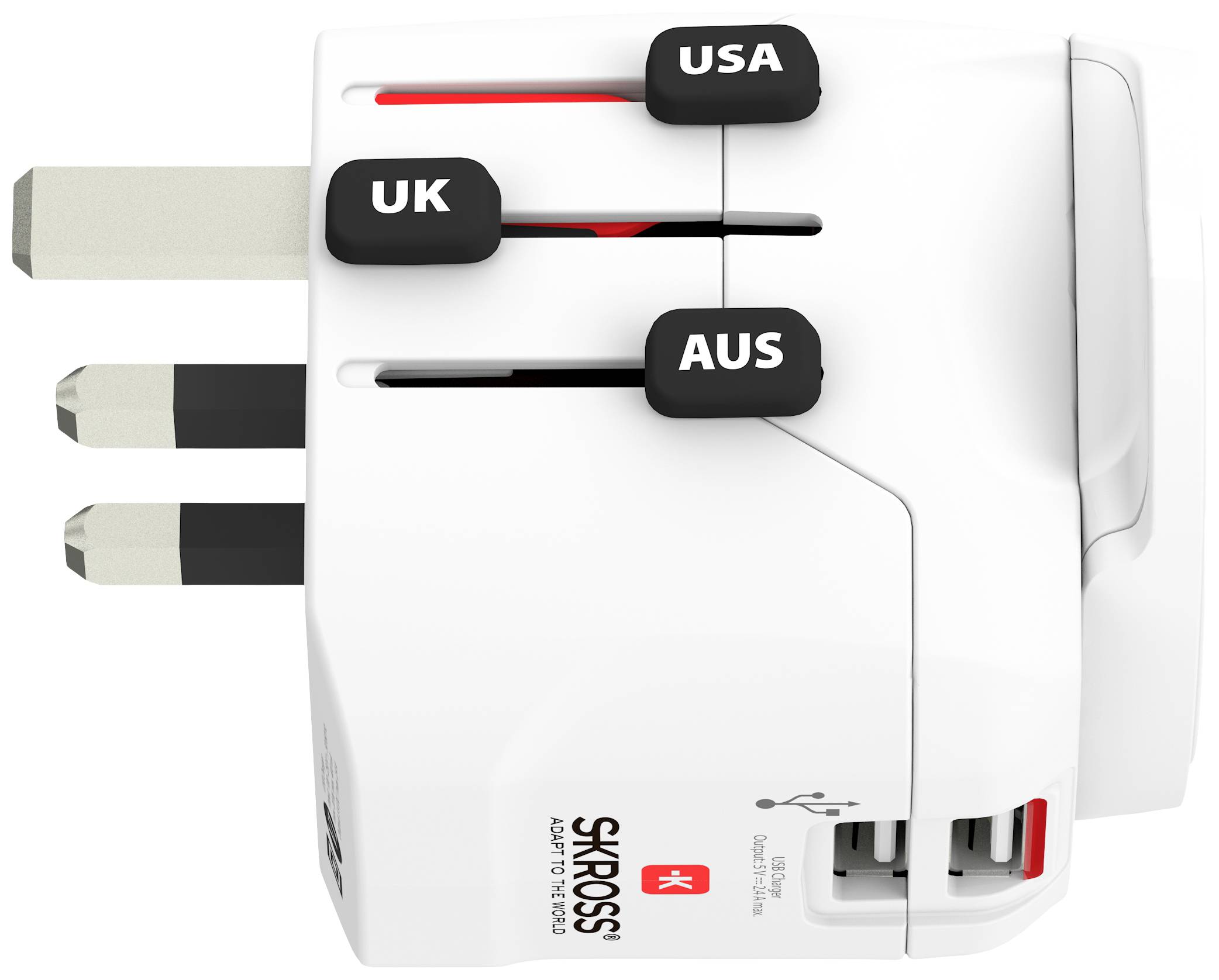 Ein weißer Reiseadapter mit drei ausziehbaren Steckern, beschriftet mit 'UK', 'USA' und 'AUS', sowie zwei USB-Anschlüssen.