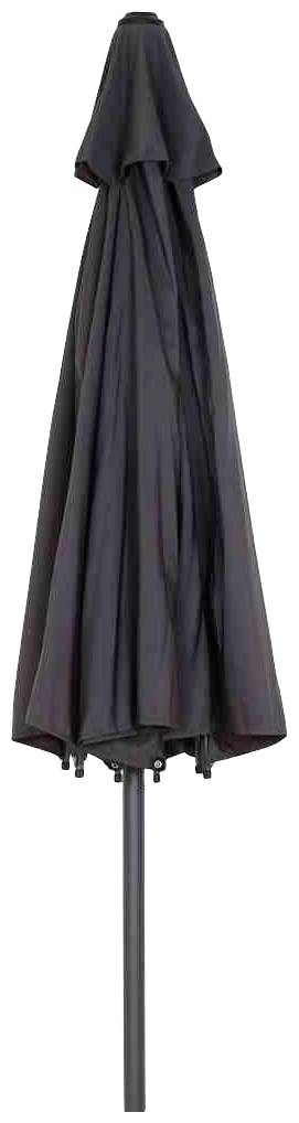 Ein geschlossener schwarzer Sonnenschirm mit einem schlanken Metallgestell, senkrecht stehend.