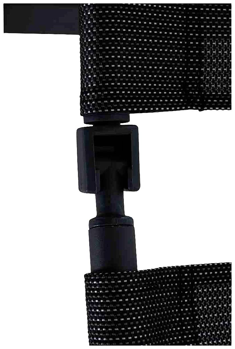 Schwarzer Kunststoff-Clip verbindet zwei schwarze Bänder. Der Clip ist zentral im Bild, zeigt Funktion und Design der Verbindung.