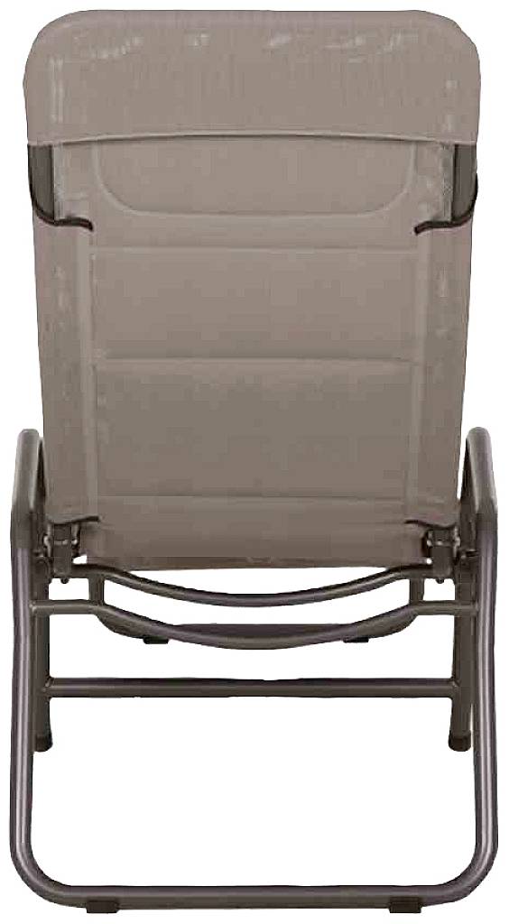 Klappstuhl aus Metall und Stoff, Ansicht von hinten; braune Sitzfläche und Lehne, silbernes Gestell. Geeignet für den Außenbereich.