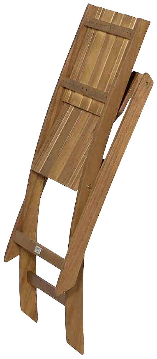 Eine zusammengeklappte, hölzerne Gartenliege aus Holzleisten, bereit zum Aufstellen oder Verstauen.