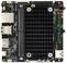 Kleines Mainboard mit diversen Anschlüssen und Komponenten, inklusive Ethernet und USB. Zentraler Kühlkörper in der Mitte.