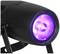 Ein schwarzer Bühnenscheinwerfer mit lila leuchtendem Lichtstrahl strahlt nach vorne, auf einem Ständer montiert.