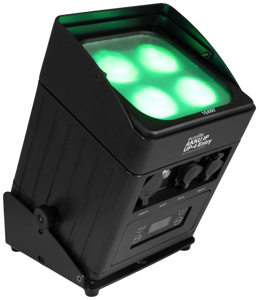 Ein schwarzer LED-Strahler leuchtet in grünem Licht. Geeignet für Bühnenbeleuchtung und Veranstaltungen. Bedienelemente an der Vorderseite.