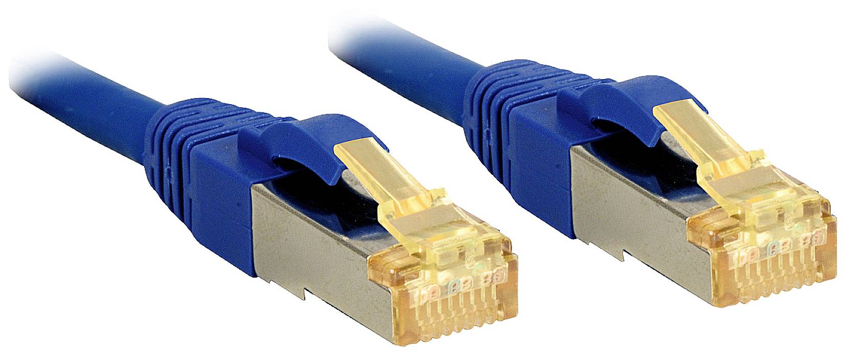 Zwei blaue Ethernet-Kabel mit goldenen Steckern nebeneinander auf weißem Hintergrund.