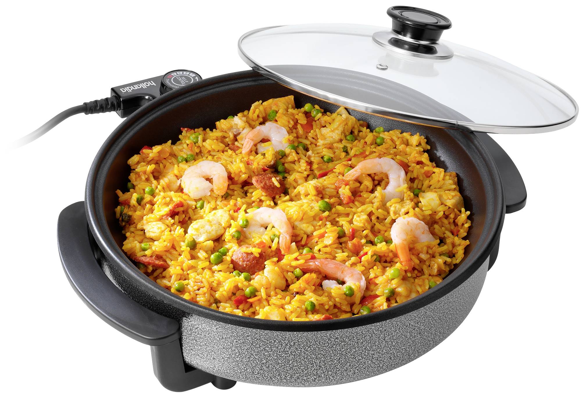 Eine elektrische Pfanne mit einer Paella, die Reis, Garnelen, Erbsen und Paprika enthält. Der Deckel ist teilweise geöffnet.