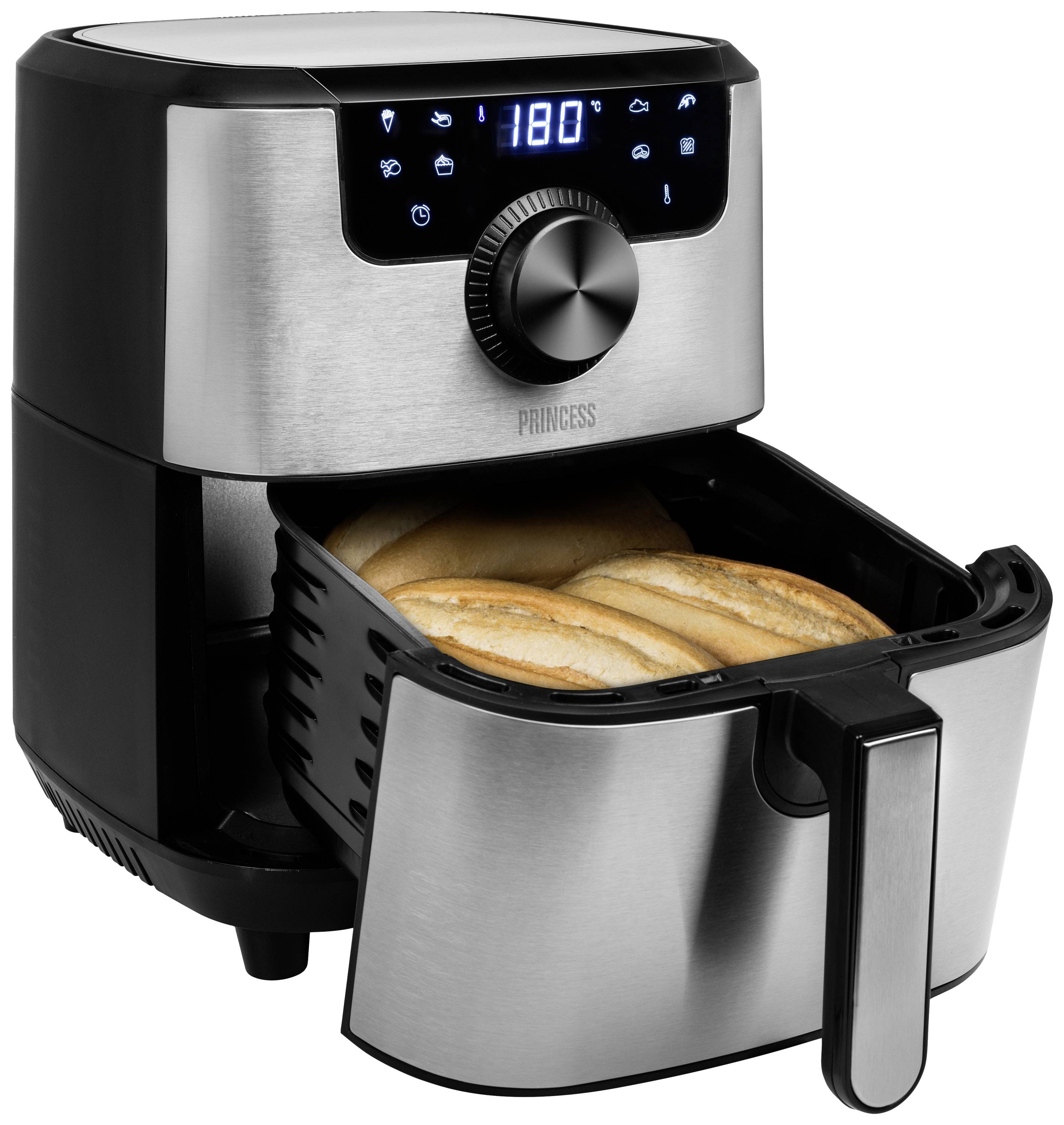 Eine silberne Heißluftfritteuse mit digitalem Display zeigt 180 Grad. Die offene Schublade enthält mehrere runde Brötchen.