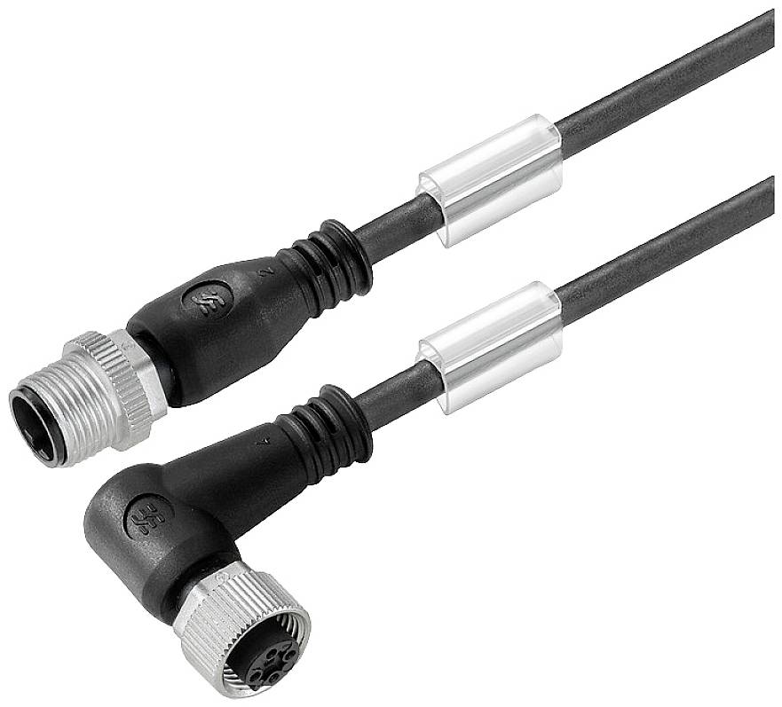 Zwei schwarze M8-Steckverbinder mit rechtwinkligen und geraden Anschlüssen, verbunden mit einem Kabel, zeigen die Buchsen und Steckerenden.