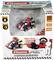Spielzeugverpackung: 'Carrera Mario Kart RC'. Beinhaltet ein ferngesteuertes Auto im Maßstab 1:50 mit Mario-Figur. Enthält Gürtelclip.