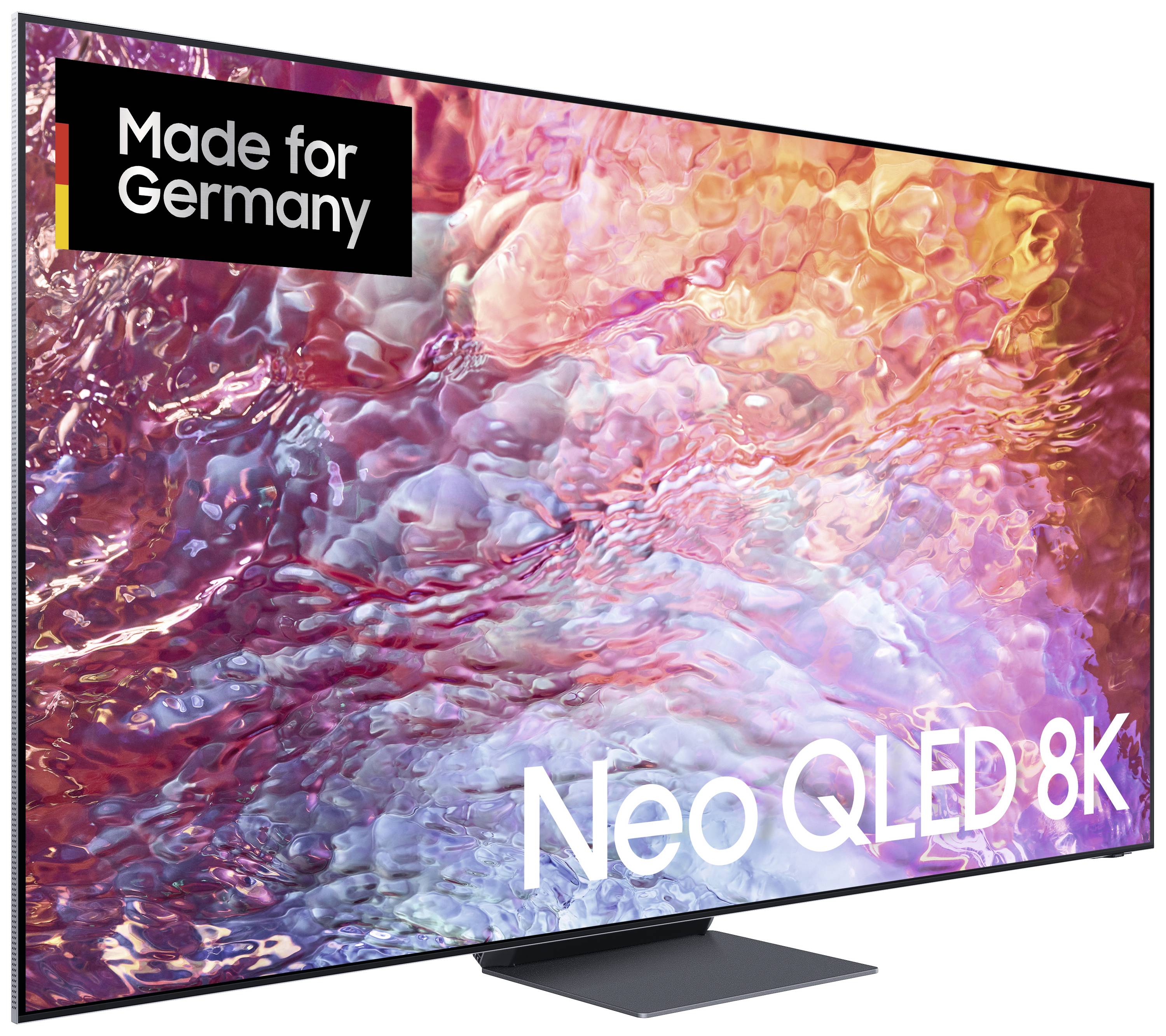 Ein Fernseher mit der Aufschrift 'Made for Germany' zeigt ein lebendiges, farbenfrohes Display mit der Bezeichnung 'Neo QLED 8K'.