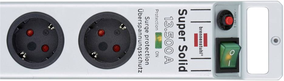 Überspannungsschutz-Steckdosenleiste mit zwei Steckplätzen und einem Schalter. Text: 'Super Solid 1350 A Überspannungsschutz'.