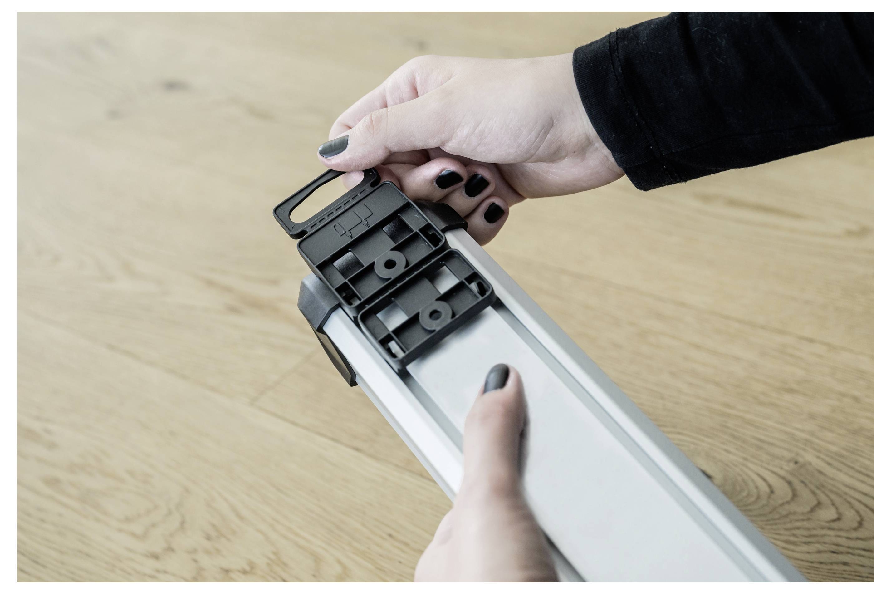 Brennenstuhl 1391010400 Überspannungsschutz-Steckdosenleiste Aluminium (eloxiert), Schwarz Schutzkontakt 1 St.-6