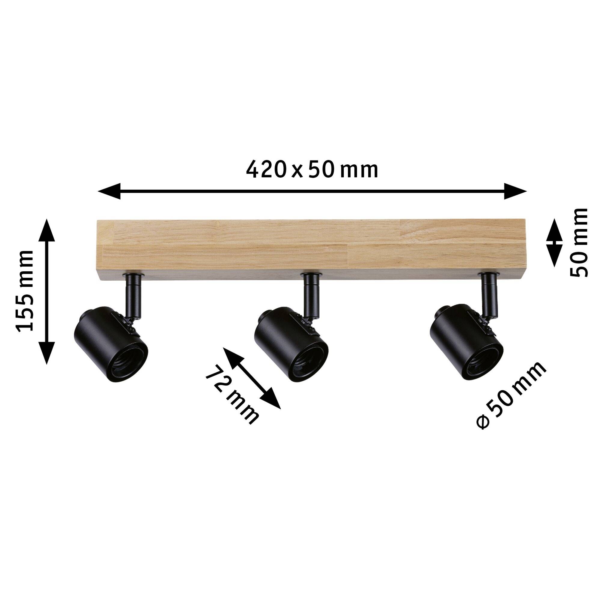 'Drei schwarze Deckenstrahler an einer Holzhalterung, Maße: 420 x 50 mm, Lampendurchmesser: 50 mm, Höhe: 155 mm, Neigungswinkel: 72 mm.'