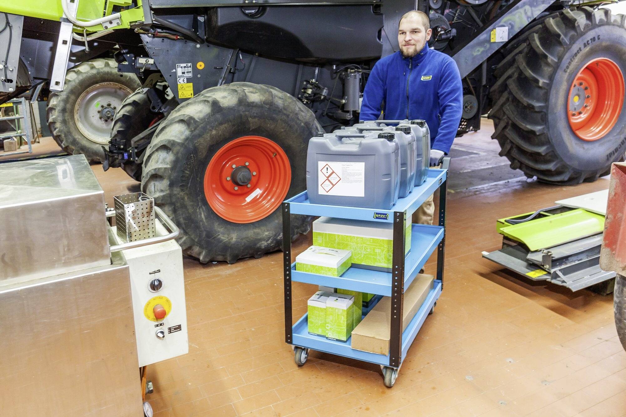 Hazet 167-3 Werkstattwagen Herstellerfarbe: Blau – Conrad