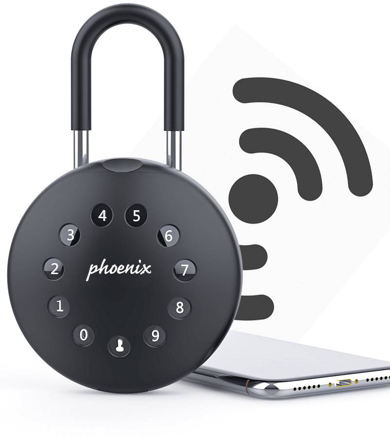 Schwarzes Zahlenschloss mit digitalem Display und Bluetooth-Symbol im Hintergrund, neben einem Smartphone liegend.