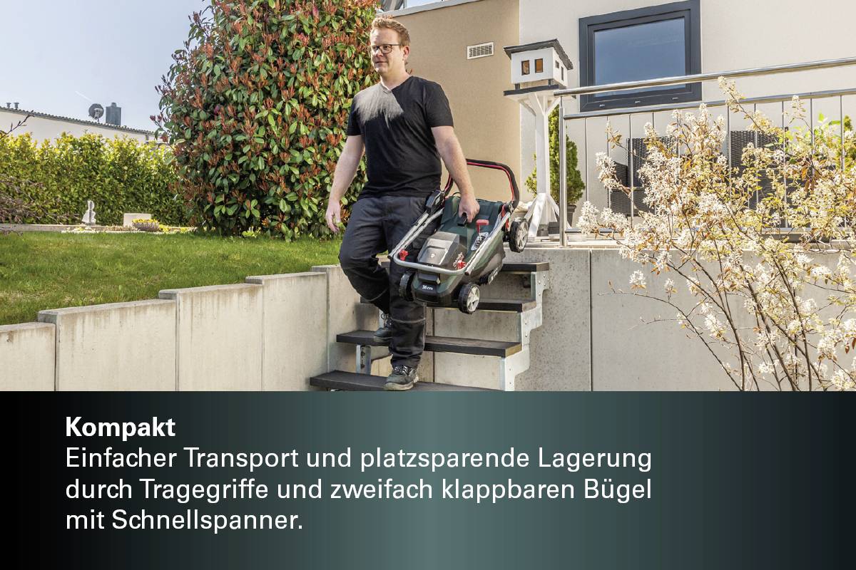 Ein Mann trägt einen zusammengeklappten Rasenmäher die Treppe hinunter. Der Text beschreibt den einfachen Transport und die Lagerung.