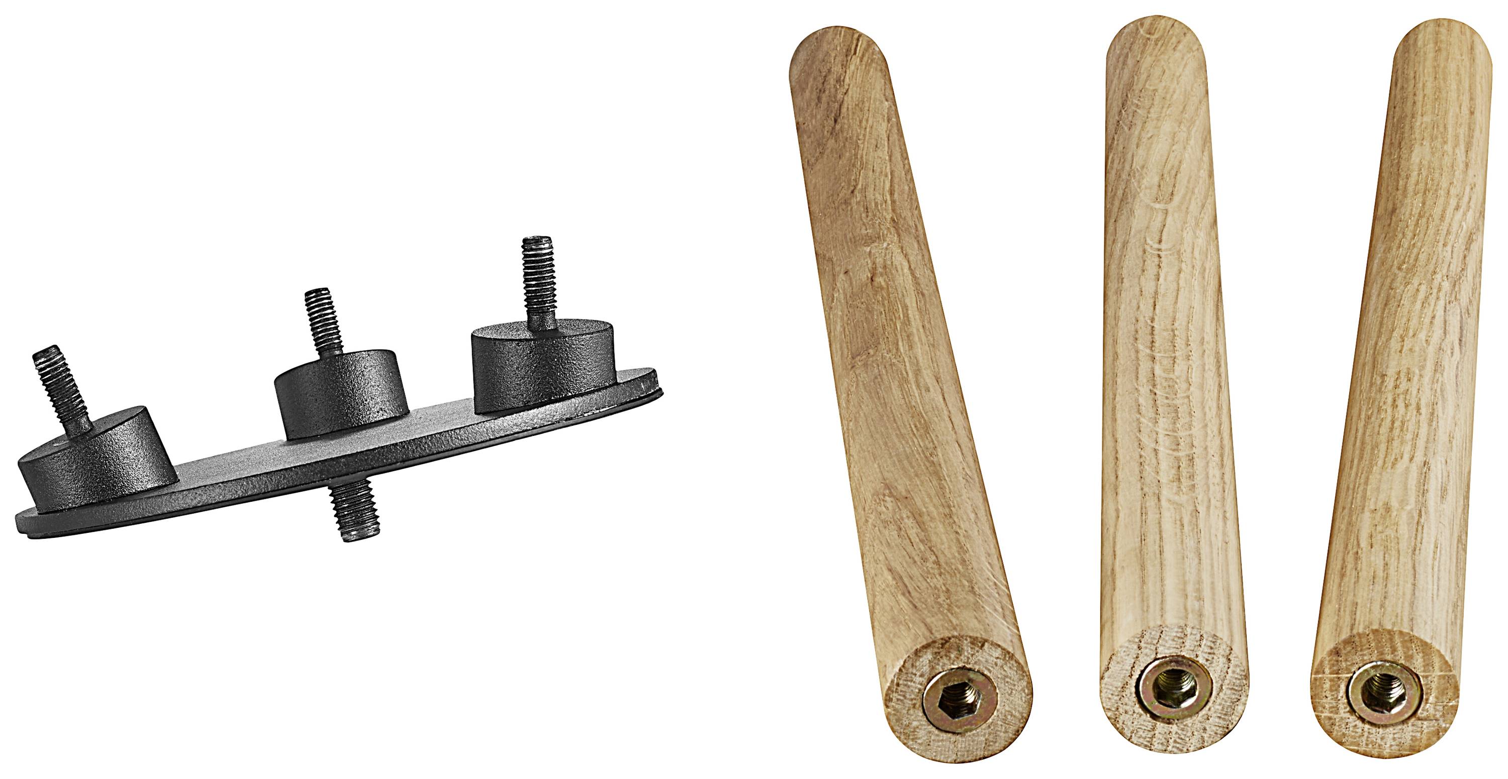 Schwarze Metallplatte mit drei Schrauben links; drei Holzzylinder mit Metallgewinde rechts.