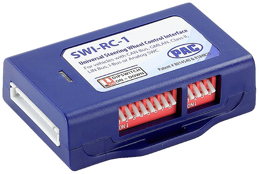 Elektronisches Steuergerät in blauem Gehäuse mit der Aufschrift 'SWI-RC-1'. Es hat Schalter für Steuerungen in Fahrzeugen.