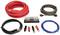 Elektrikzubehör-Set mit roten und schwarzen Kabeln, Sicherungshalter, Cinch-Kabel und Kabelschuhen. Ideal für Auto-Audio-Installationen.