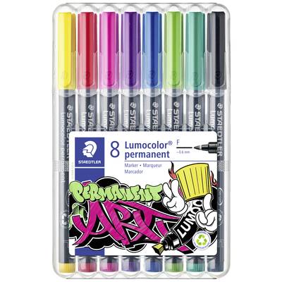 Acht Lumocolor Permanentmarker in verschiedenen Farben in einer Kunststoffbox. Verpackung zeigt 'Permanent Art' mit Stiftmotiv.