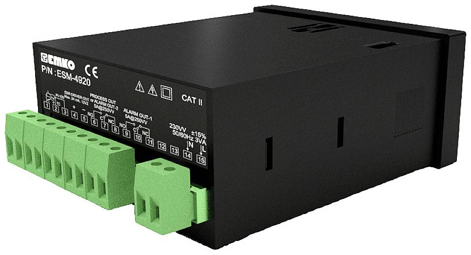 Ein schwarzes elektronisches Gerät mit grünen Anschlussklemmen auf der linken Seite. Es trägt die Aufschrift 'EMKO PN-ESM-4920'.