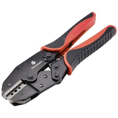 Eine rote und schwarze Crimpzange liegt diagonal. Sie hat einen ergonomischen Griff und ist für Arbeiten an elektrischen Leitungen ausgelegt.