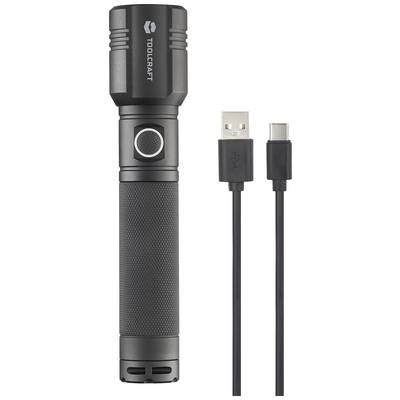 Eine schwarze Taschenlampe mit USB-C-Ladekabel. Die Taschenlampe hat einen rutschfesten Griff und einen großen Einschaltknopf.
