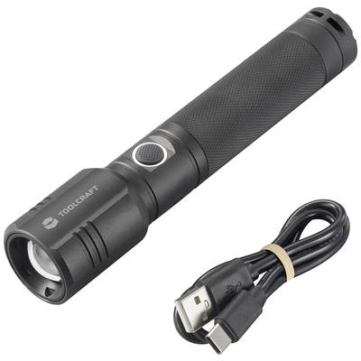 Schwarze Taschenlampe mit strukturiertem Griff und seitlichem Knopf, daneben ein USB-Kabel für das Aufladen.