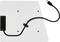 Ein weißes, rechteckiges Gerät mit abgerundeten Ecken und einem angeschlossenen schwarzen USB-C-Kabel.